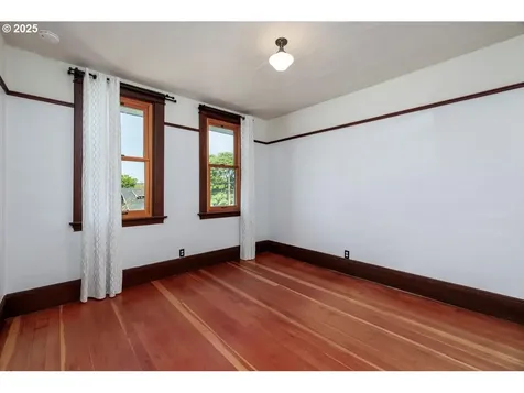 6444 N Omaha Avenue Portland OR 97217