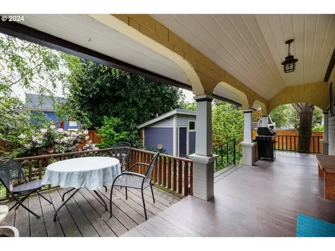 6444 N Omaha Avenue Portland OR 97217
