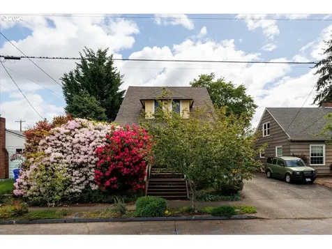 6444 N Omaha Avenue Portland OR 97217