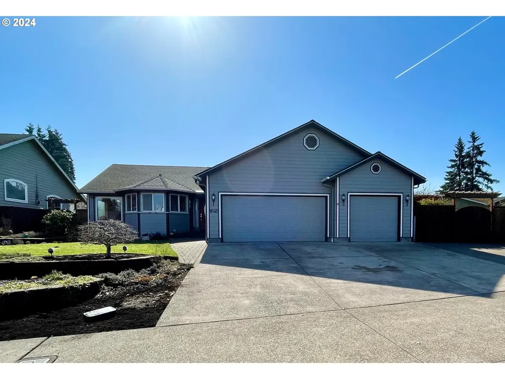 1645 Daugherty Avenue Cottage Grove OR 97424