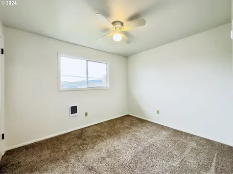 898 Mill Street Kelso WA 98626