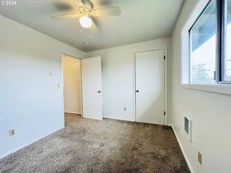 898 Mill Street Kelso WA 98626