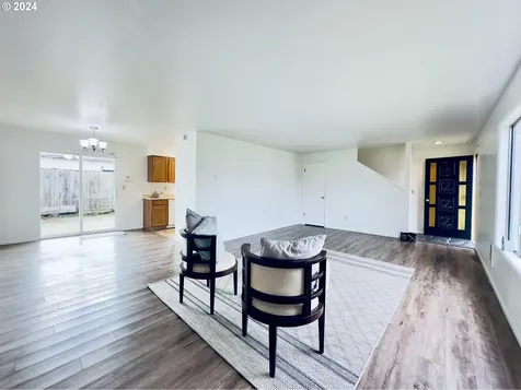 898 Mill Street Kelso WA 98626