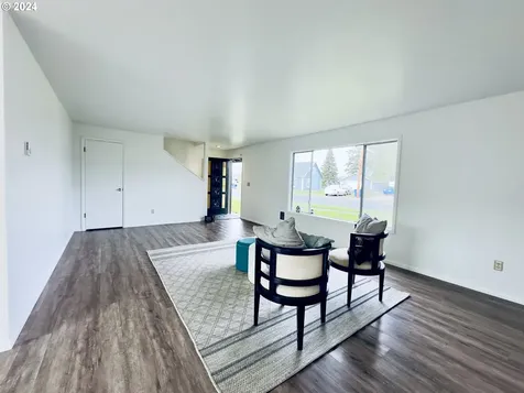 898 Mill Street Kelso WA 98626