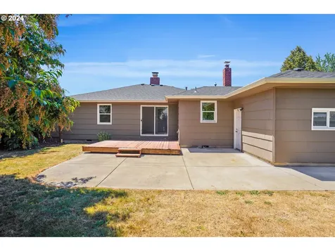 1282 23rd Street Ne Salem OR 97301