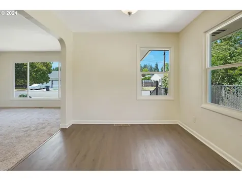 1282 23rd Street Ne Salem OR 97301