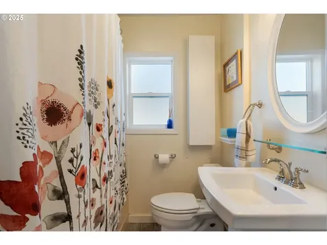 7316 SW 29th Avenue Portland OR 97219