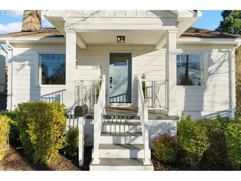 7316 SW 29th Avenue Portland OR 97219