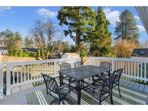7316 SW 29th Avenue Portland OR 97219