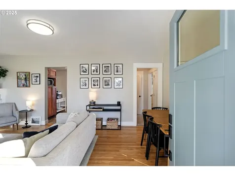 7316 SW 29th Avenue Portland OR 97219