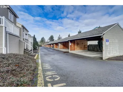 11821 Se Pine Street Portland OR 97216