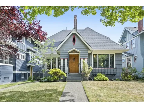 2266 Se Spruce Avenue Portland OR 97214