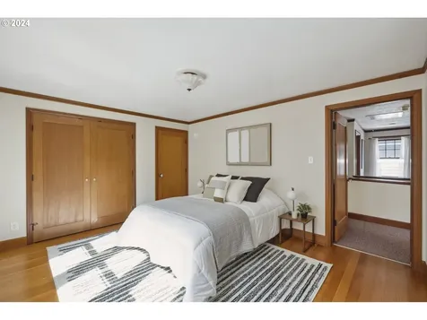 2266 Se Spruce Avenue Portland OR 97214
