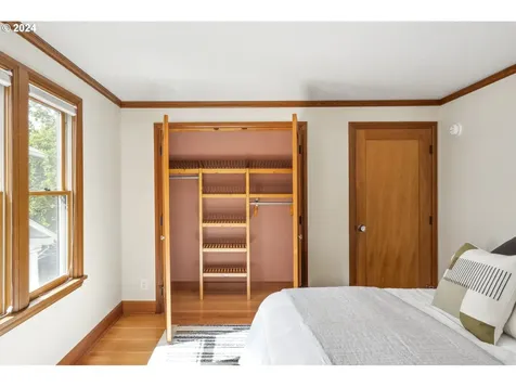 2266 Se Spruce Avenue Portland OR 97214