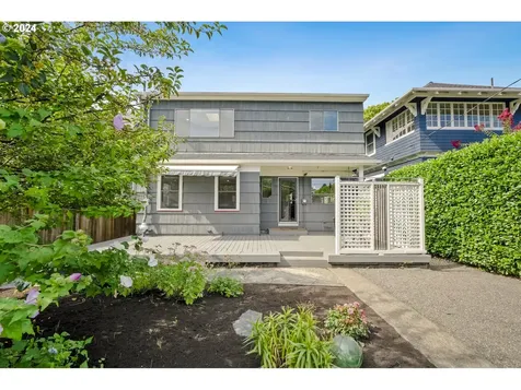 2266 Se Spruce Avenue Portland OR 97214