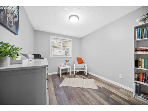 202 SE 34th Circle Troutdale OR 97060