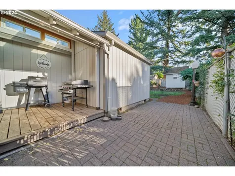 202 SE 34th Circle Troutdale OR 97060