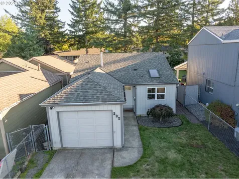 202 SE 34th Circle Troutdale OR 97060