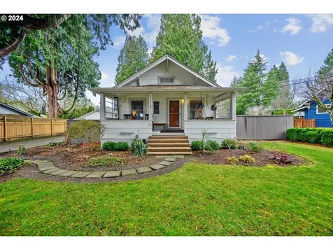 1718 16th Street West Linn OR 97068
