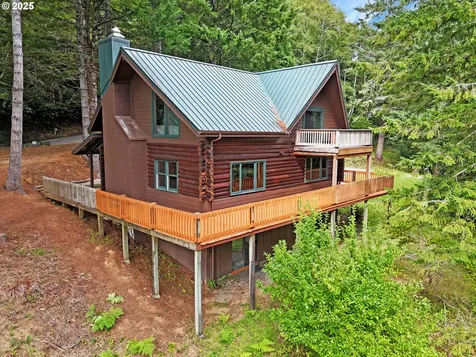 17225 Mountain Drive Brookings OR 97415