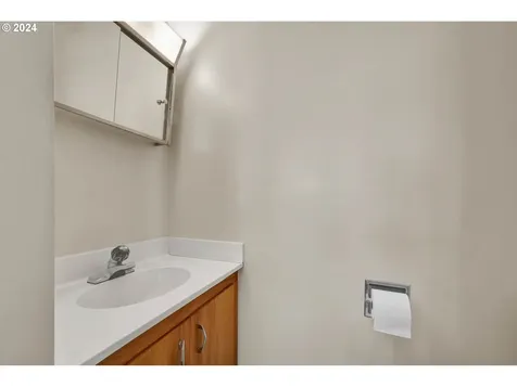 85578 Jasper Park Road Pleasant Hill OR 97455