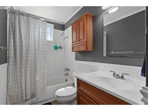 18200 S Christine Court Oregon City OR 97045