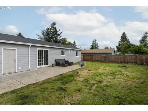 18200 S Christine Court Oregon City OR 97045