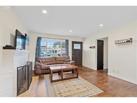 3212 Sw Isaac Avenue Pendleton OR 97801