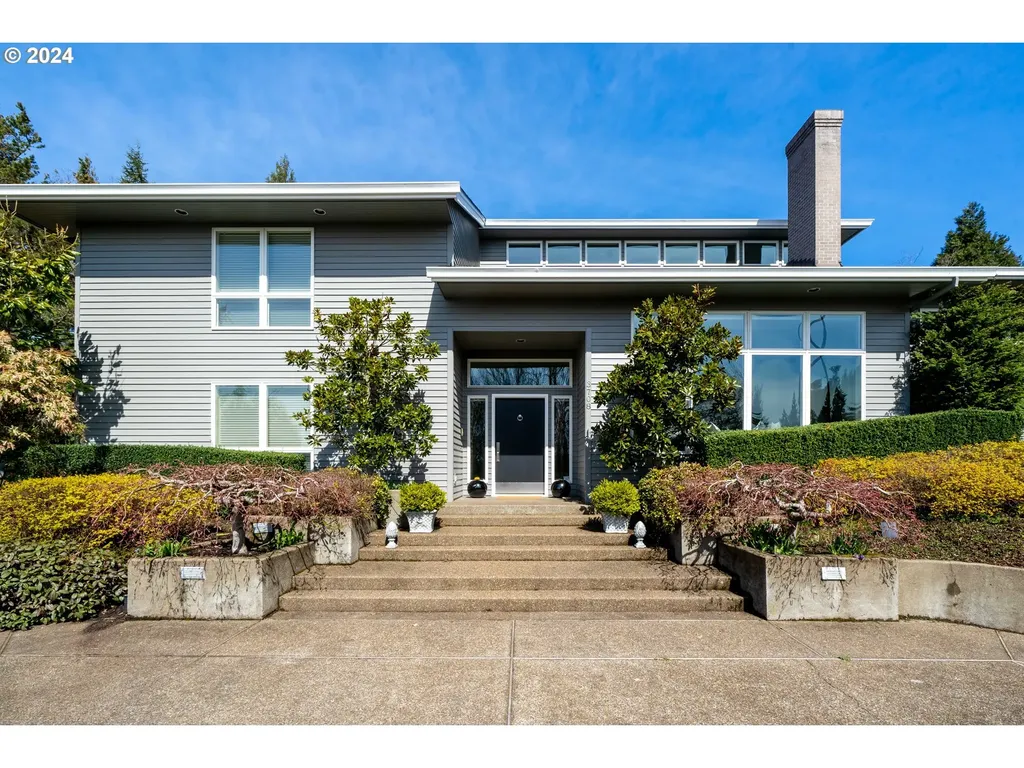 3708 Sw Shattuck Road Portland OR 97221