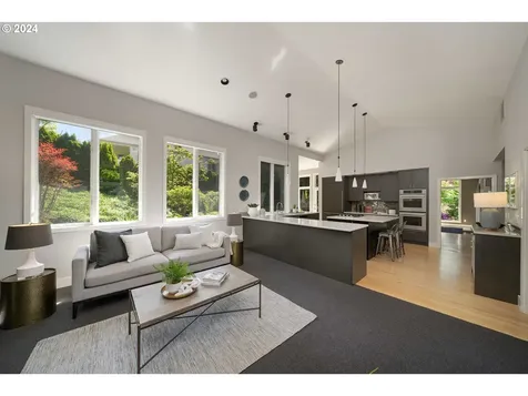 3708 Sw Shattuck Road Portland OR 97221