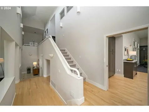 3708 Sw Shattuck Road Portland OR 97221