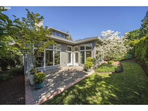 3708 Sw Shattuck Road Portland OR 97221