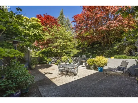 3708 Sw Shattuck Road Portland OR 97221