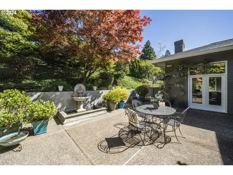 3708 Sw Shattuck Road Portland OR 97221