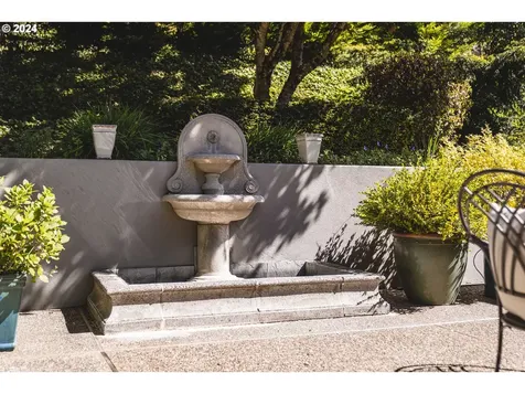 3708 Sw Shattuck Road Portland OR 97221