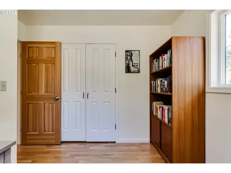 84846 S Willamette Street Eugene OR 97405