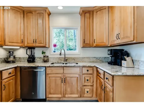 84846 S Willamette Street Eugene OR 97405