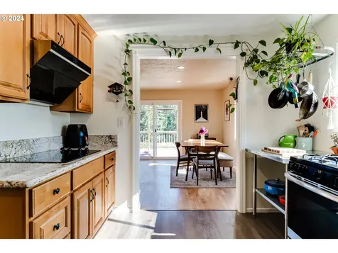 84846 S Willamette Street Eugene OR 97405