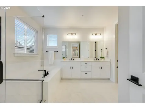 937 W Magnolia Loop Washougal WA 98671