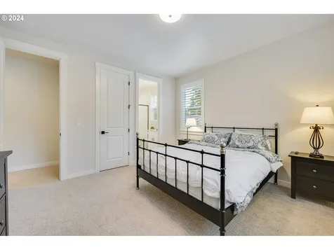 937 W Magnolia Loop Washougal WA 98671
