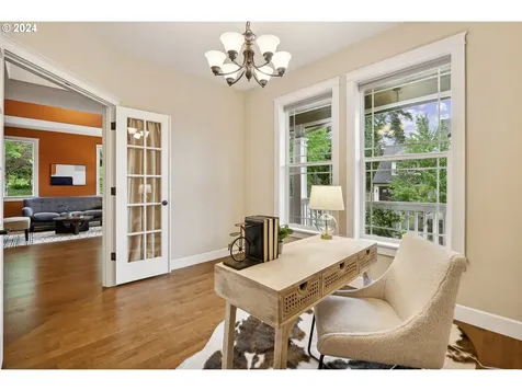 9233 Sw 29th Avenue Portland OR 97219