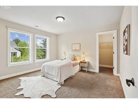 9233 Sw 29th Avenue Portland OR 97219