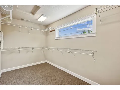 9233 Sw 29th Avenue Portland OR 97219