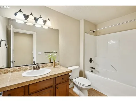 9233 Sw 29th Avenue Portland OR 97219