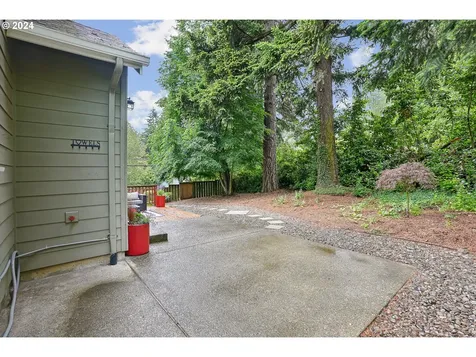 9233 Sw 29th Avenue Portland OR 97219