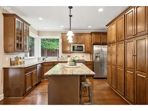 9233 Sw 29th Avenue Portland OR 97219