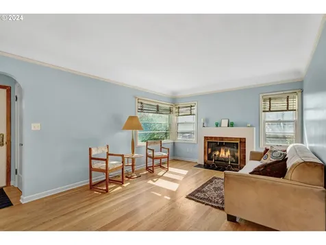 7403 N Mckenna Avenue Portland OR 97203