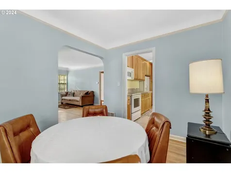 7403 N Mckenna Avenue Portland OR 97203