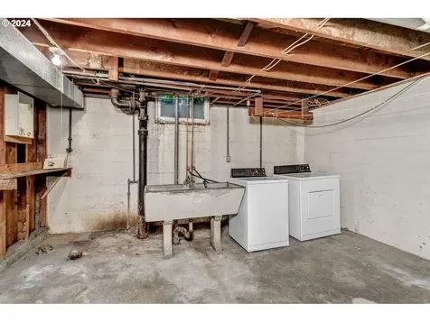 7403 N Mckenna Avenue Portland OR 97203