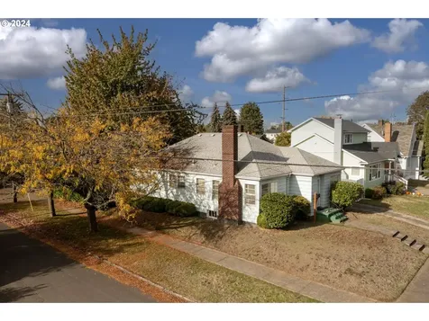7403 N Mckenna Avenue Portland OR 97203